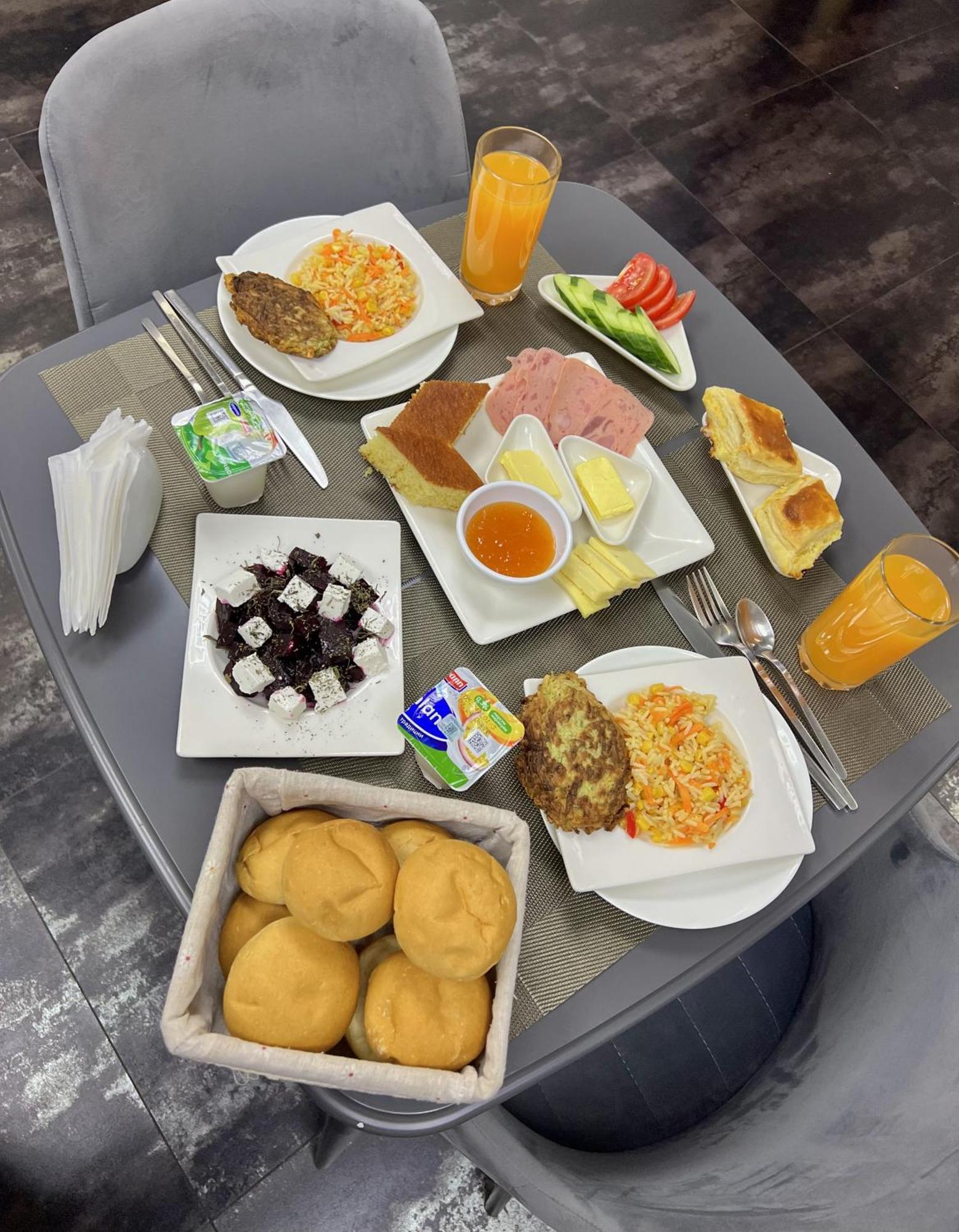 Mashtots Hotel เยเรวาน ภายนอก รูปภาพ